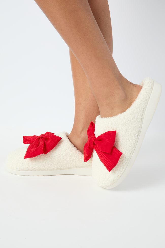 Cozi Red Bow Shearling Slippers - Image 7